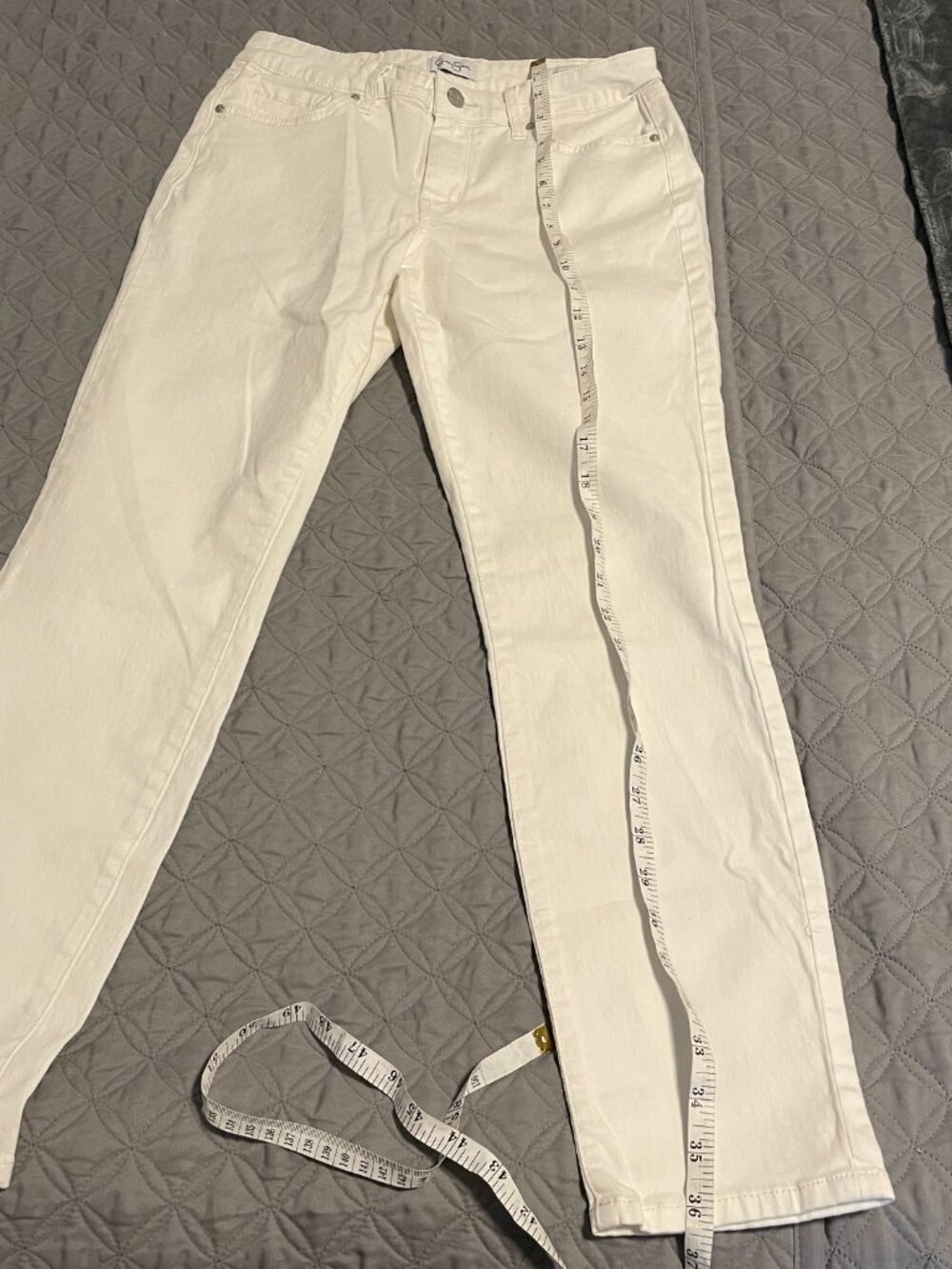 relaxed skinny crop jeans